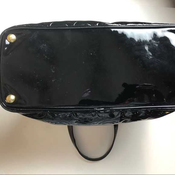 *SOLD*Coach Peyton Embossed Patent Crossbody Bag - Picture 8 of 16